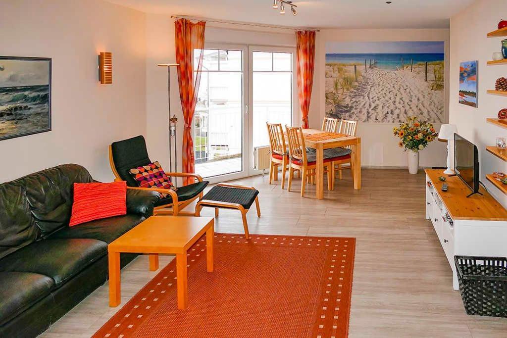 Ferienappartement Fraenzi Mit Herr Sassnitz Exterior photo
